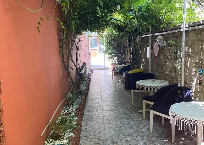 Pansiyon Lavınya Pensıon *