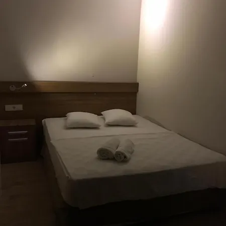 Quarto em Acomodações Particulares Lavinya *