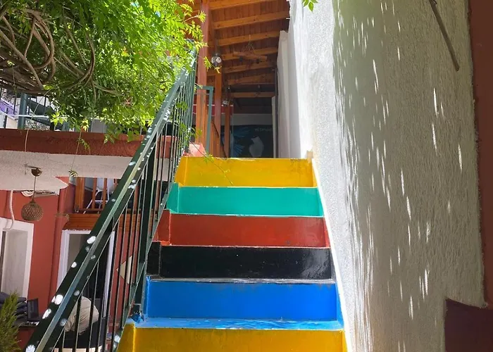 Lavınya Pensıon * Kuşadası